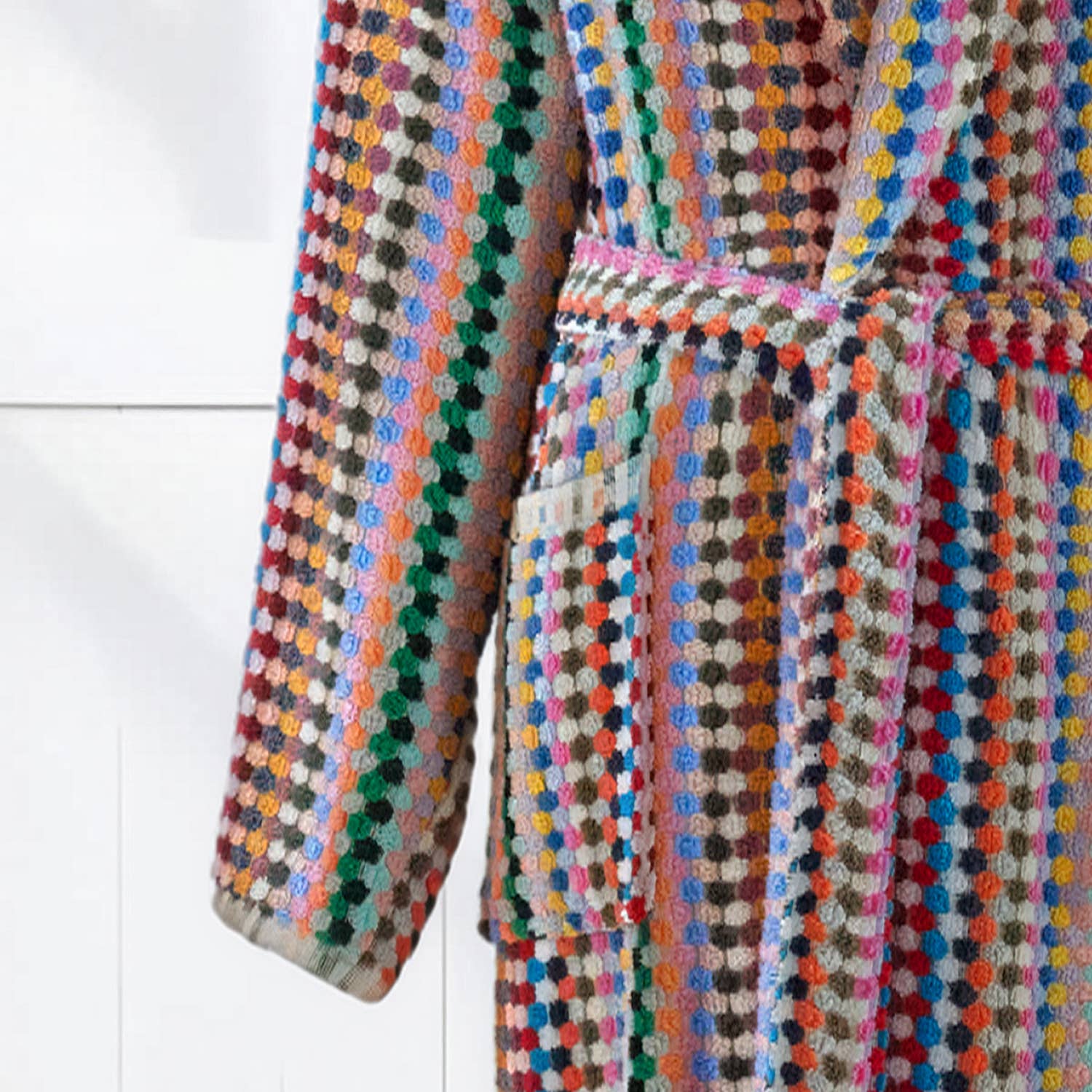 Kikoya hand loomed robe detail