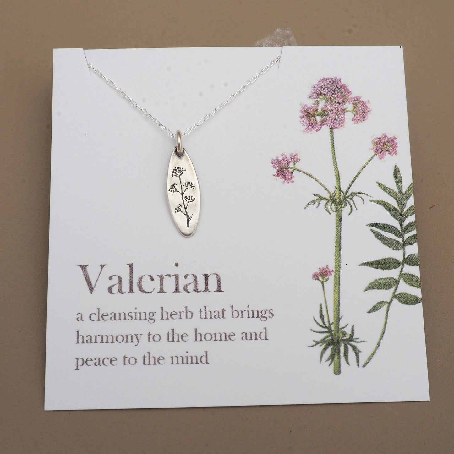 Botanical Amulets - Valerian