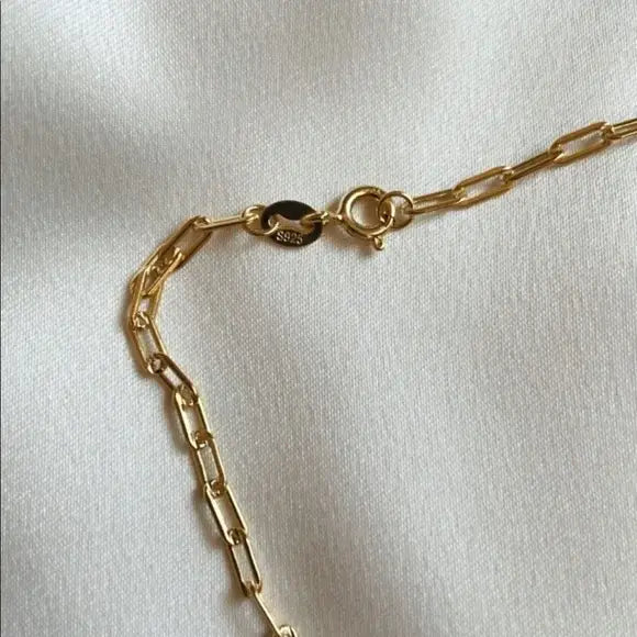 Botanique Necklace – Nature-Inspired Pendant Jewelry
