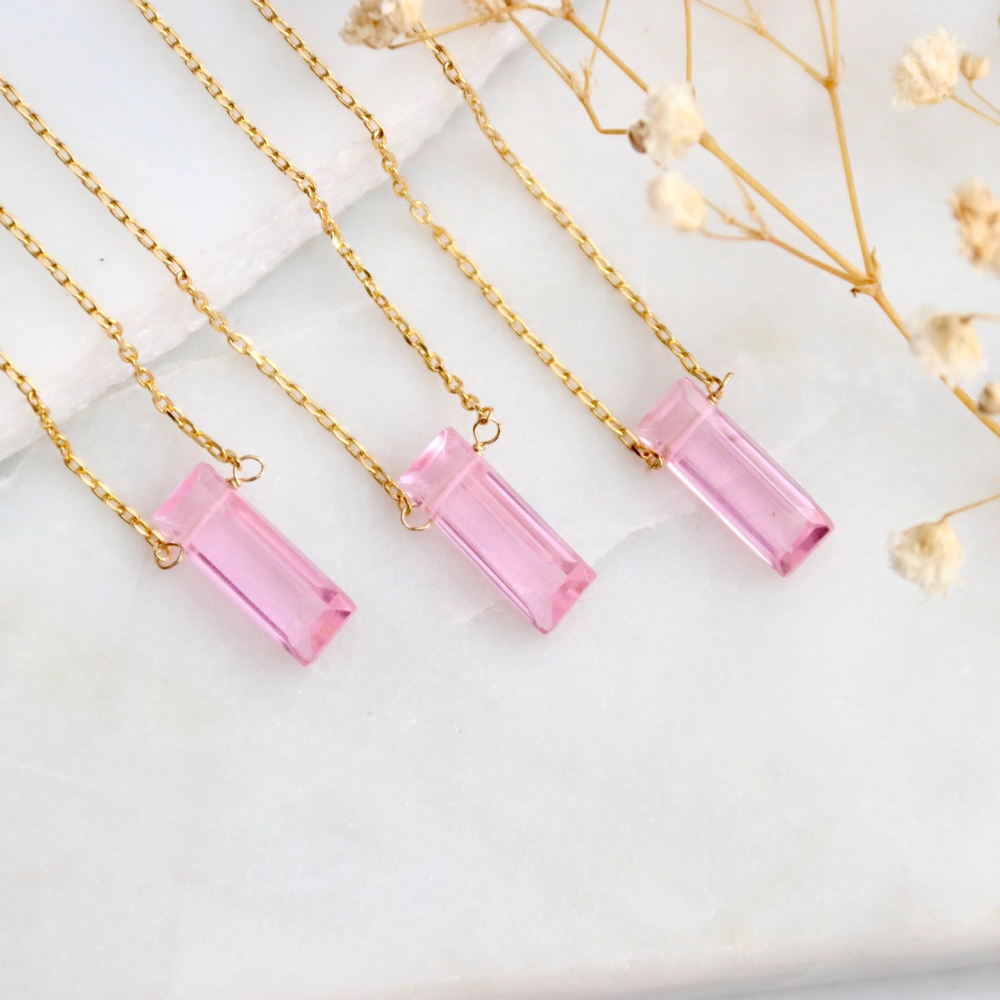 Rose Quartz Necklace – Healing Crystal Pendant on Chain