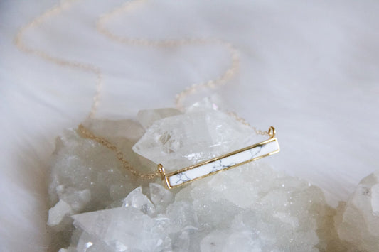 White Bar Necklace – Minimalist Stone Pendant for Everyday Style